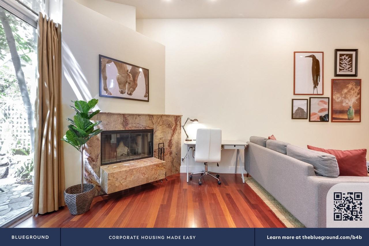 696 De Haro St #1611 - Photo 5 of 18