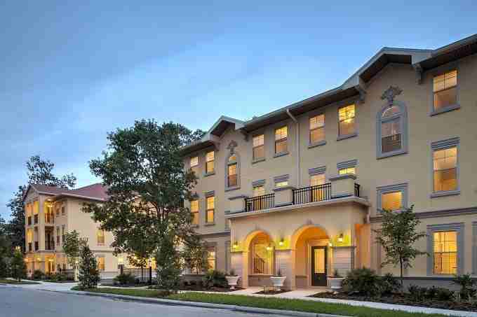 Centro - Photo 2 of 30