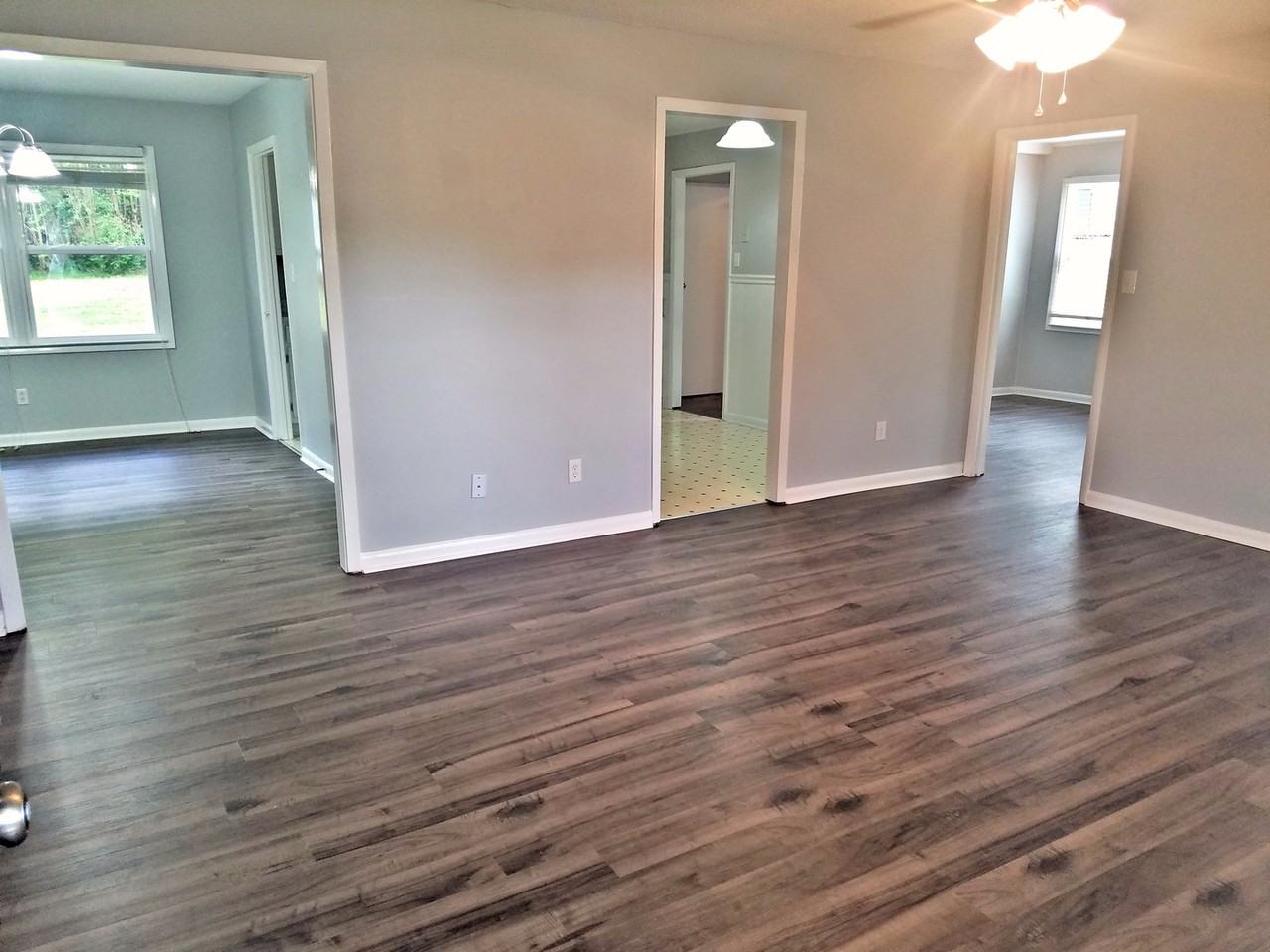 1705 Linwood St Sw - Photo 3 of 17