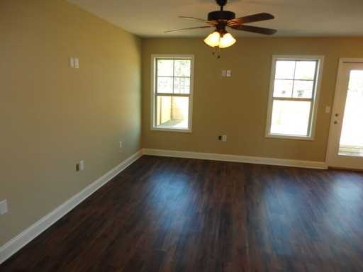4658 Sara Rd - Photo 7 of 20
