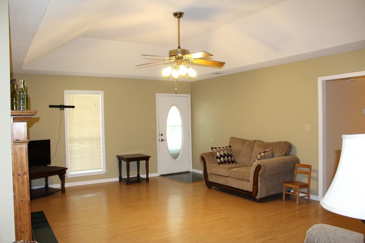 5037 Pearl Davis Rd - Photo 2 of 21