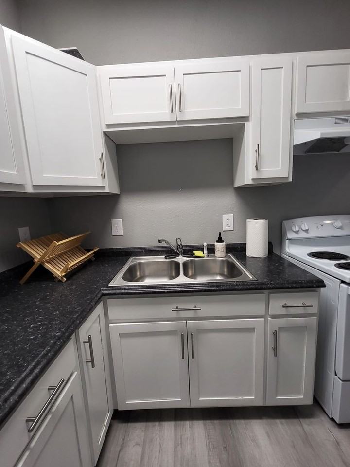 1201 E Broadway Ave #H - Photo 7 of 18