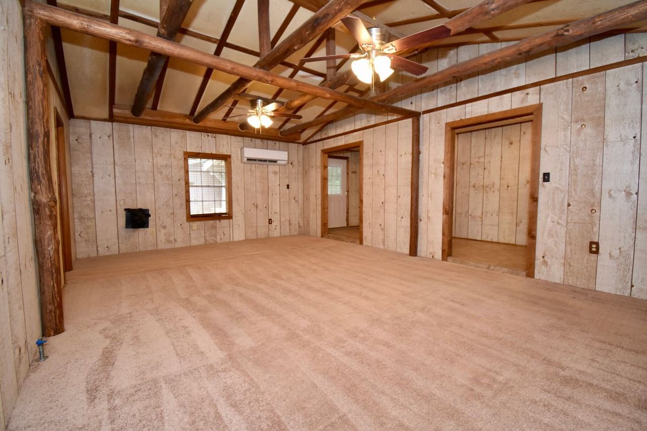 856 Forsythe Rd - Photo 3 of 16