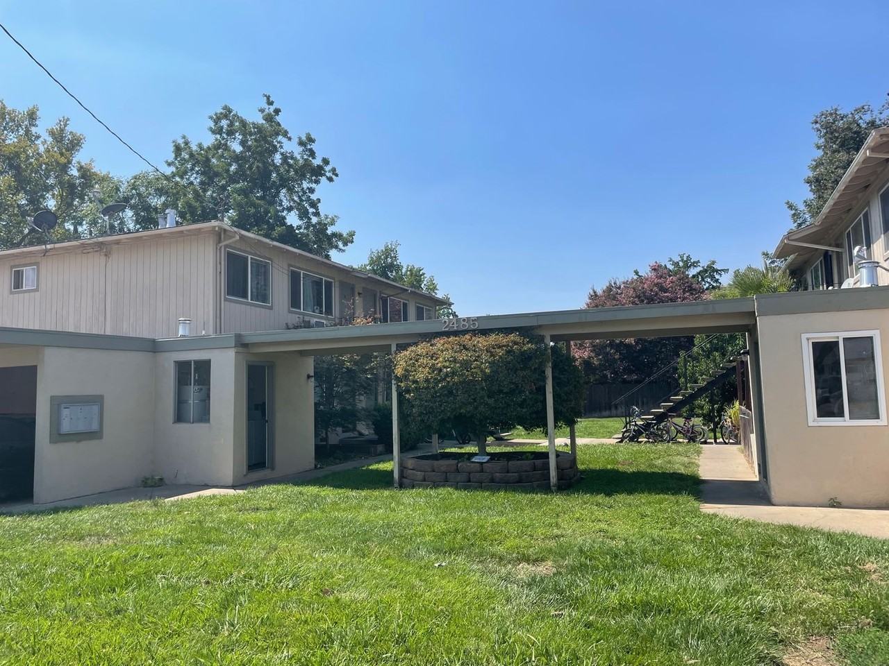 0691 - 2485 North Avenue - Photo 3 of 8