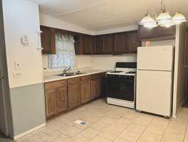 featured image of 1360 E Commercial St