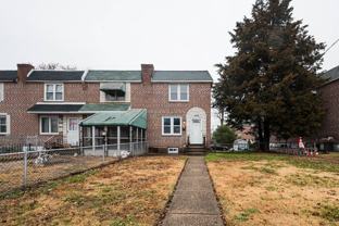 1019 Taylor Dr - Photo 1 of 1
