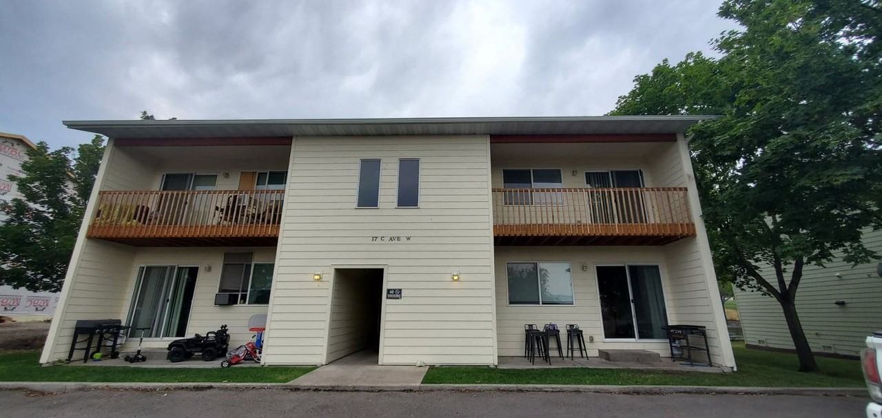 James H Davis Estate - Photo 3 of 17