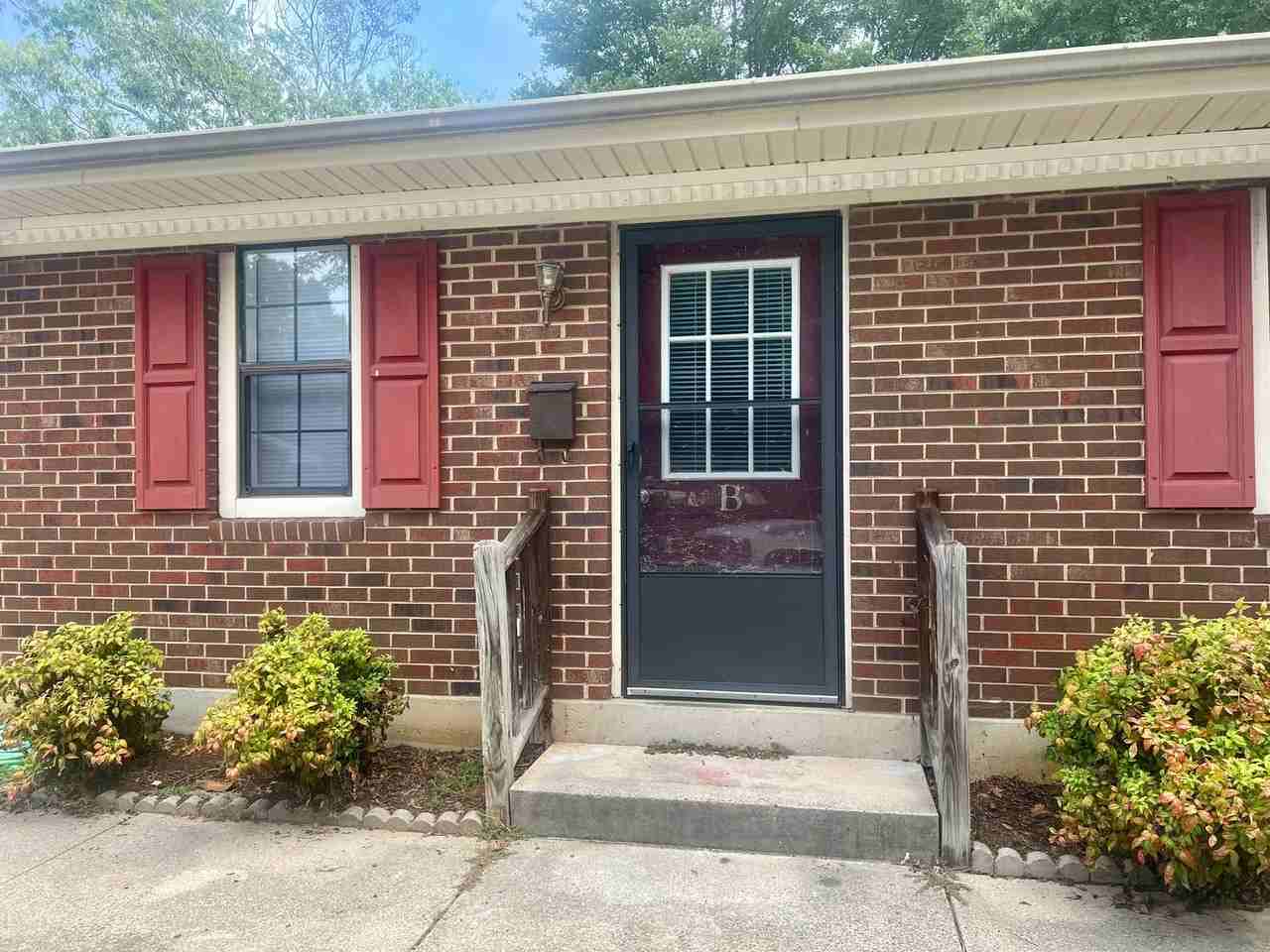 332 Thompson St - Photo 2 of 9