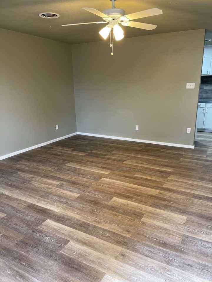 1705 E Colgate St - Photo 3 of 10