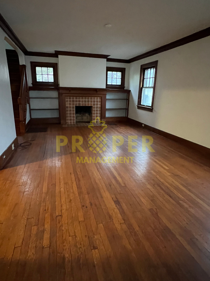 121 Marson Drive - Photo 2 of 10