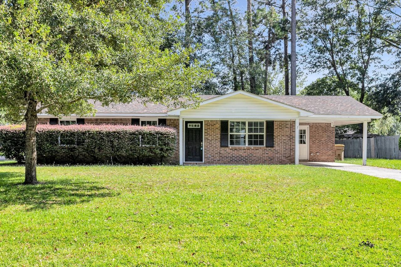 226 Egret Cir - Photo 3 of 27