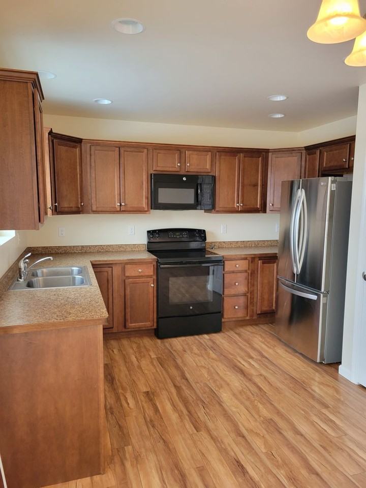 2009 Pine Martin Ct - Photo 2 of 19