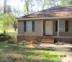 featured image of 900 9th Ave Apt A #Apt A