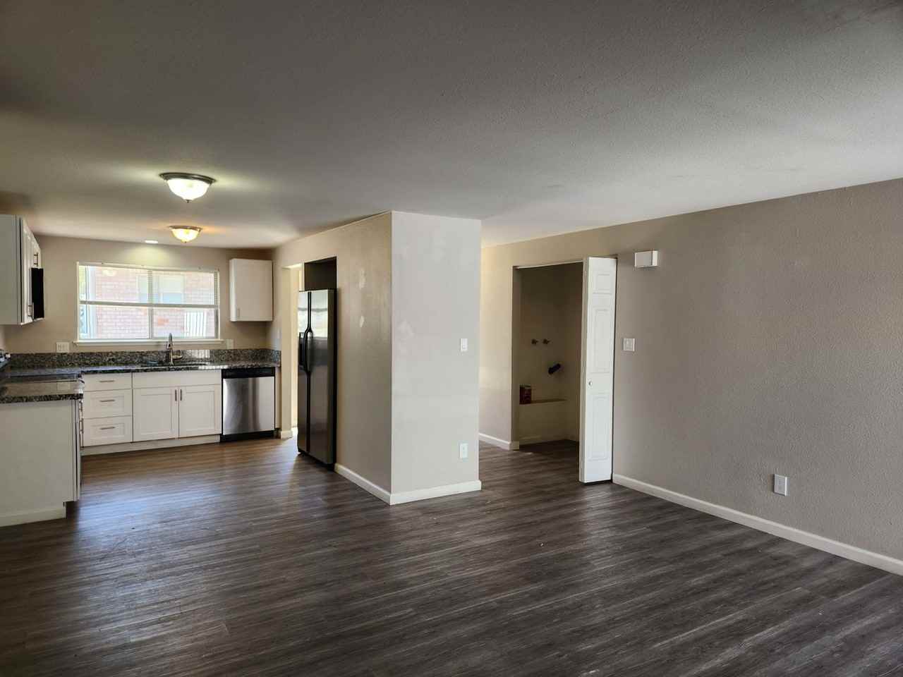 1331 Green Ct N - Photo 6 of 13