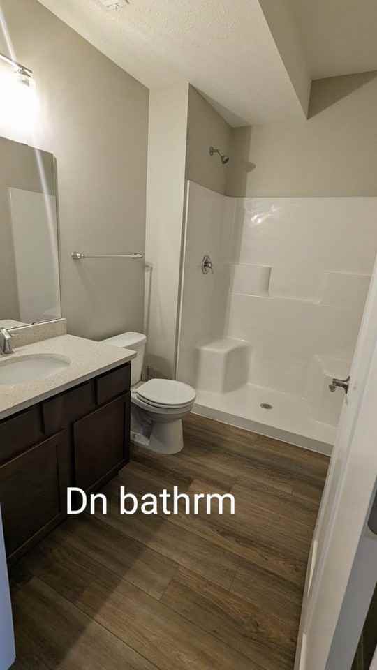 652 Treadway Blvd - Photo 3 of 10