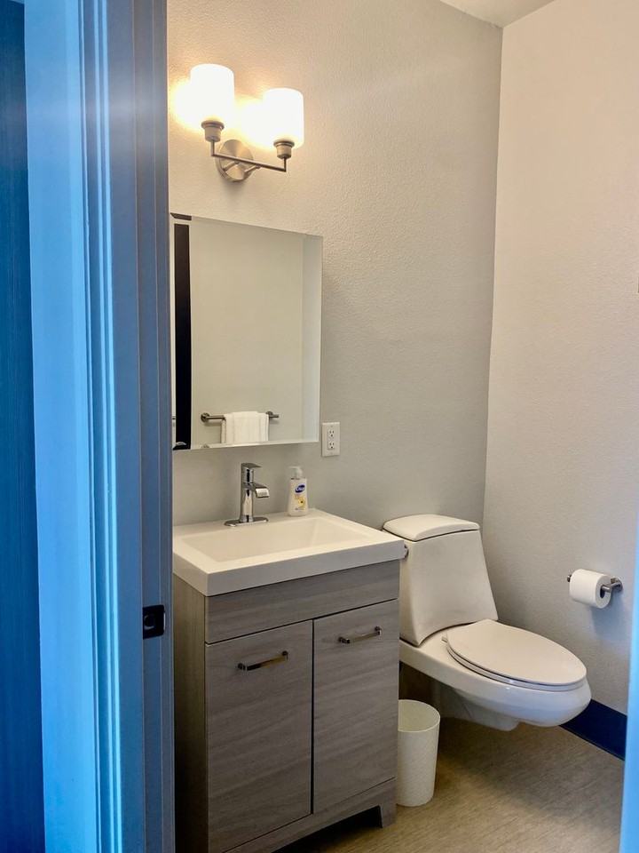 151 N Williams Ave #107 - Photo 3 of 12