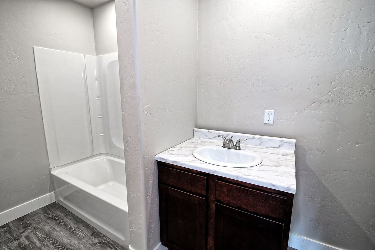 1225 North 23rd St - Photo 5 of 7