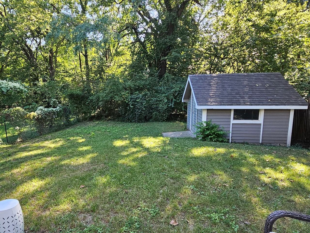 1416 Maple Lane - Photo 4 of 32