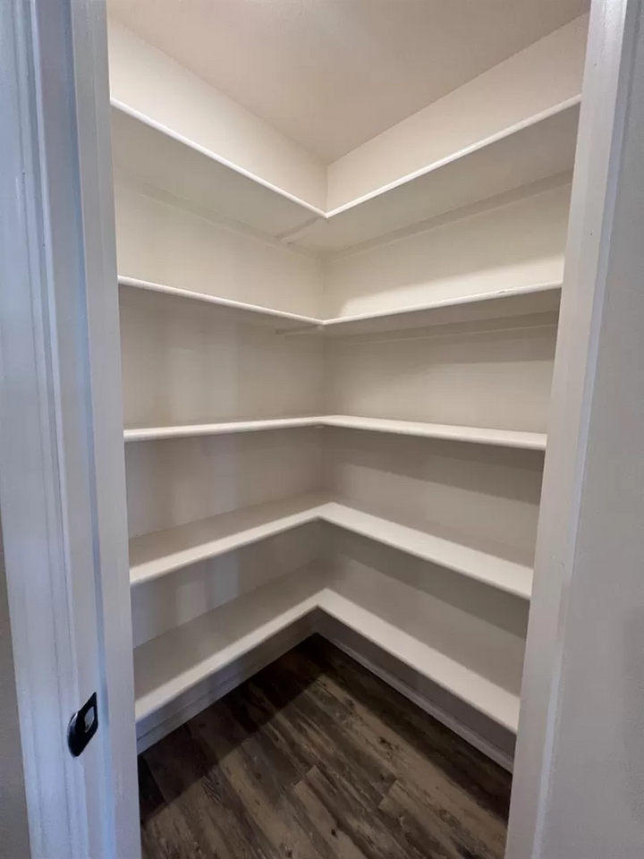 214 Guava Avenue - Photo 5 of 10