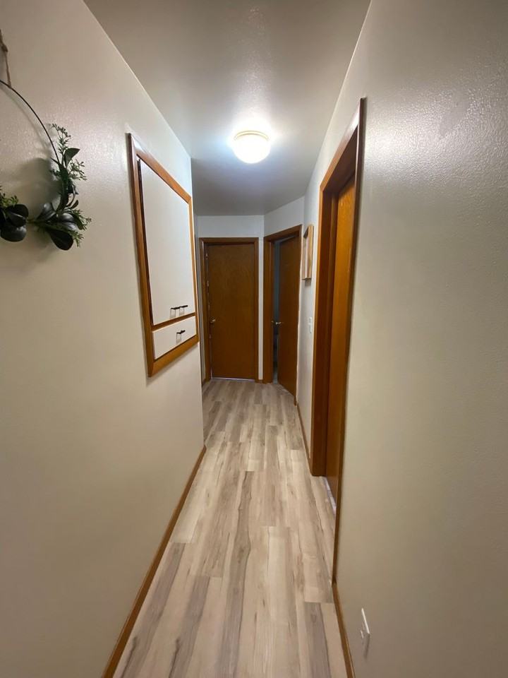 968 Grove St - Photo 7 of 12