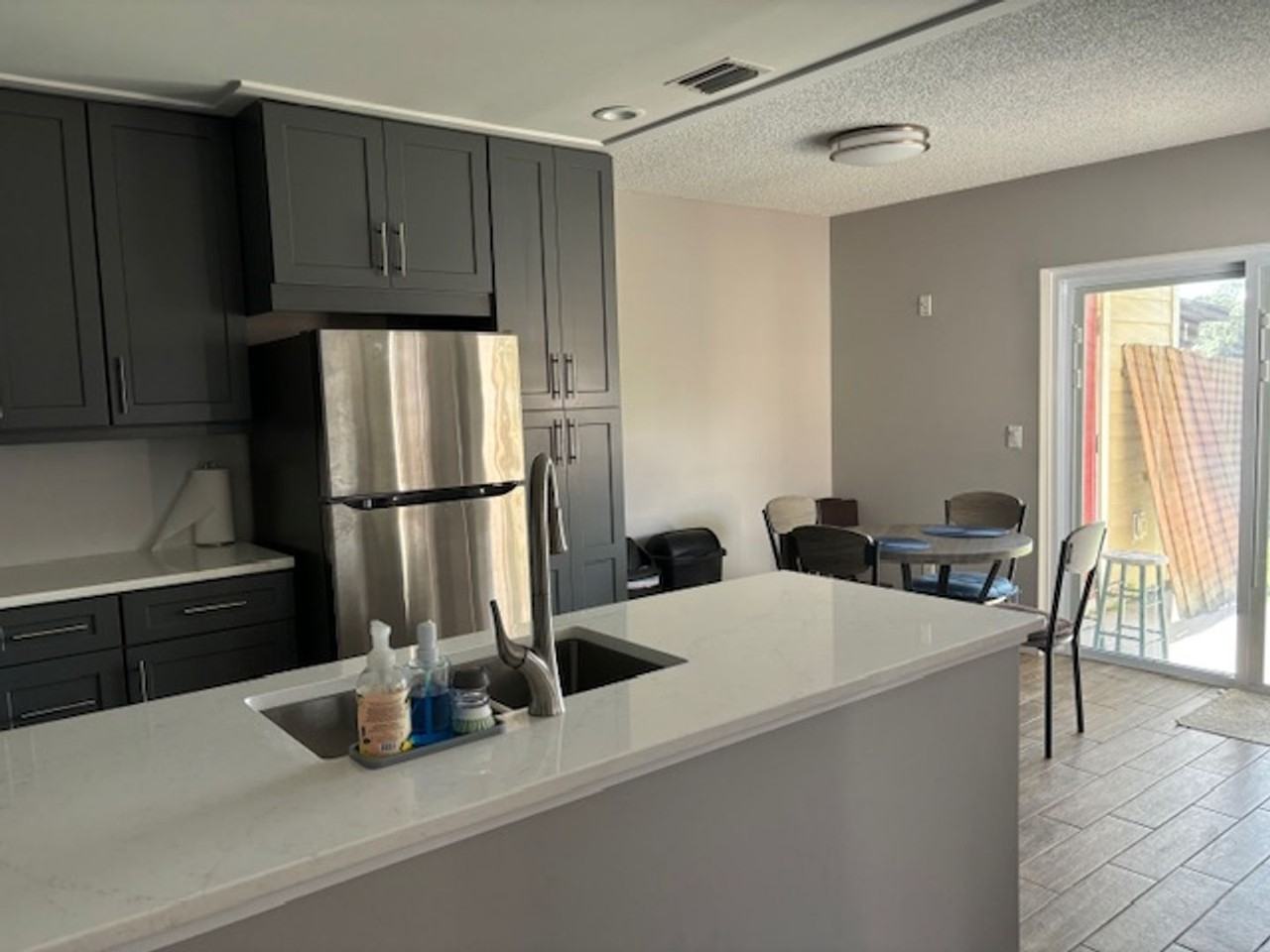 15616 Morning Dr - Photo 4 of 10