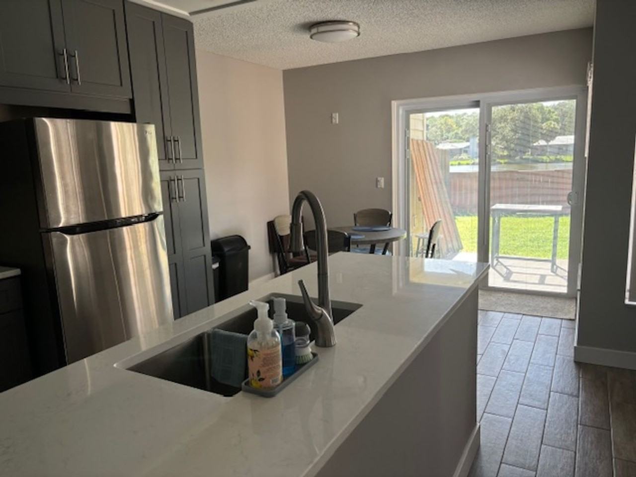 15616 Morning Dr - Photo 5 of 10