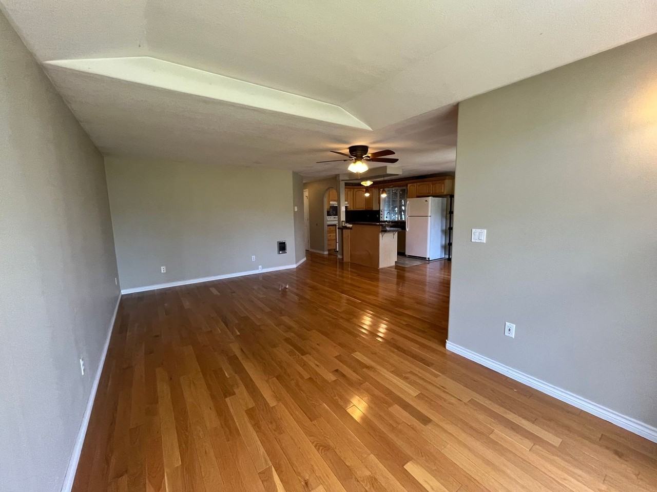 4019 Se 66th Ave - Photo 7 of 47