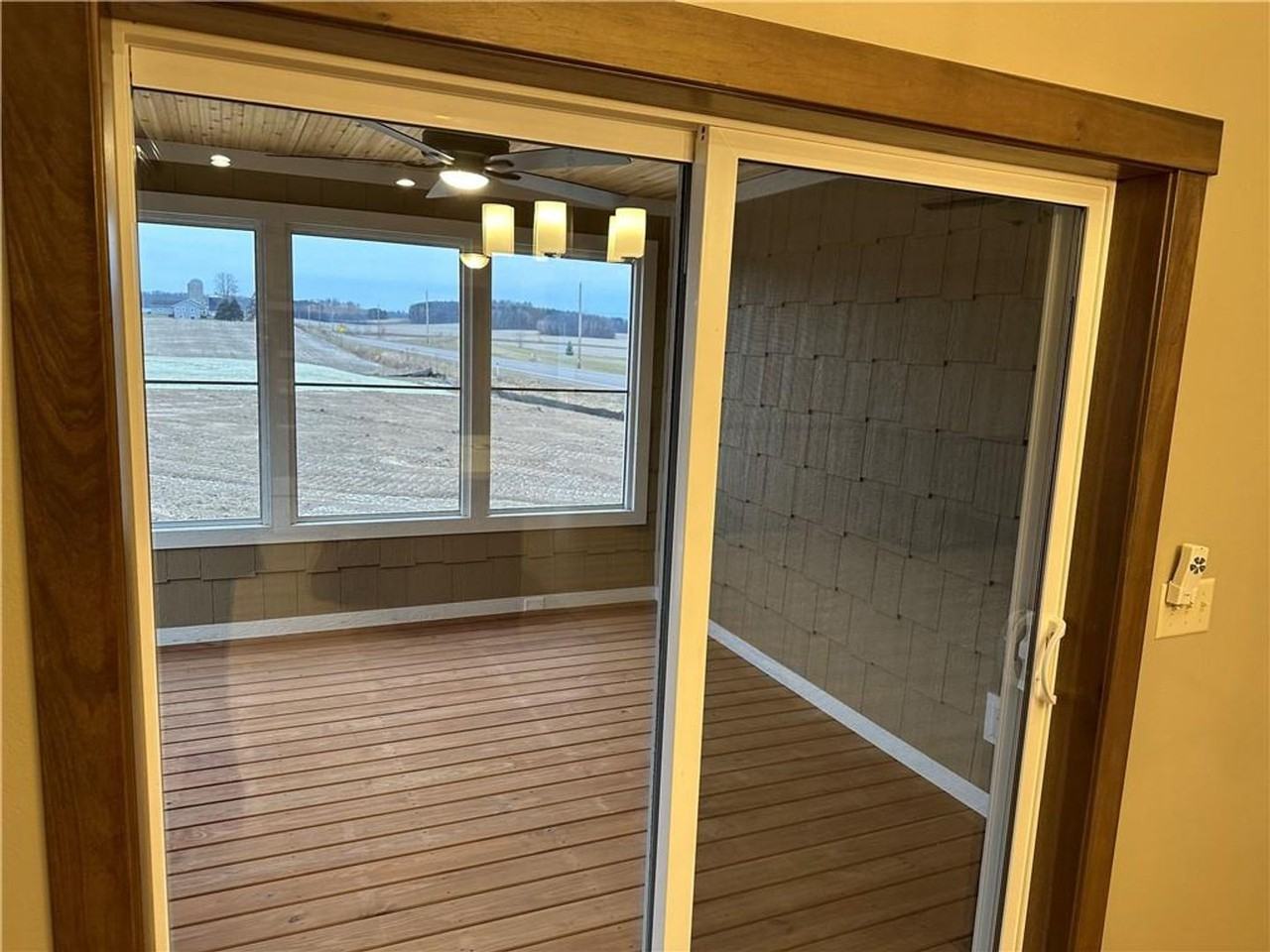 110 E Randall Rd - Photo 3 of 12