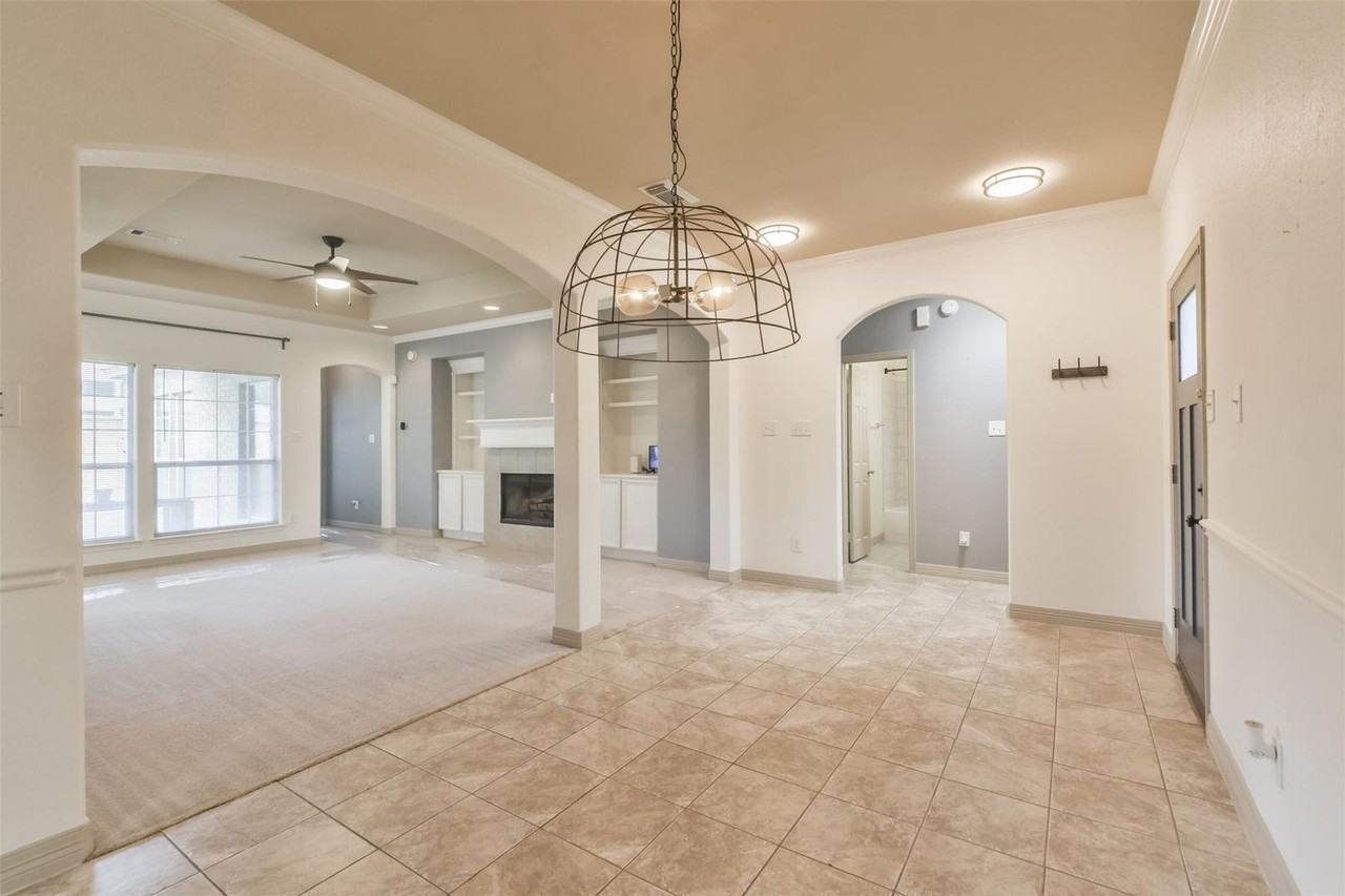 10909 Redbird - Photo 6 of 29