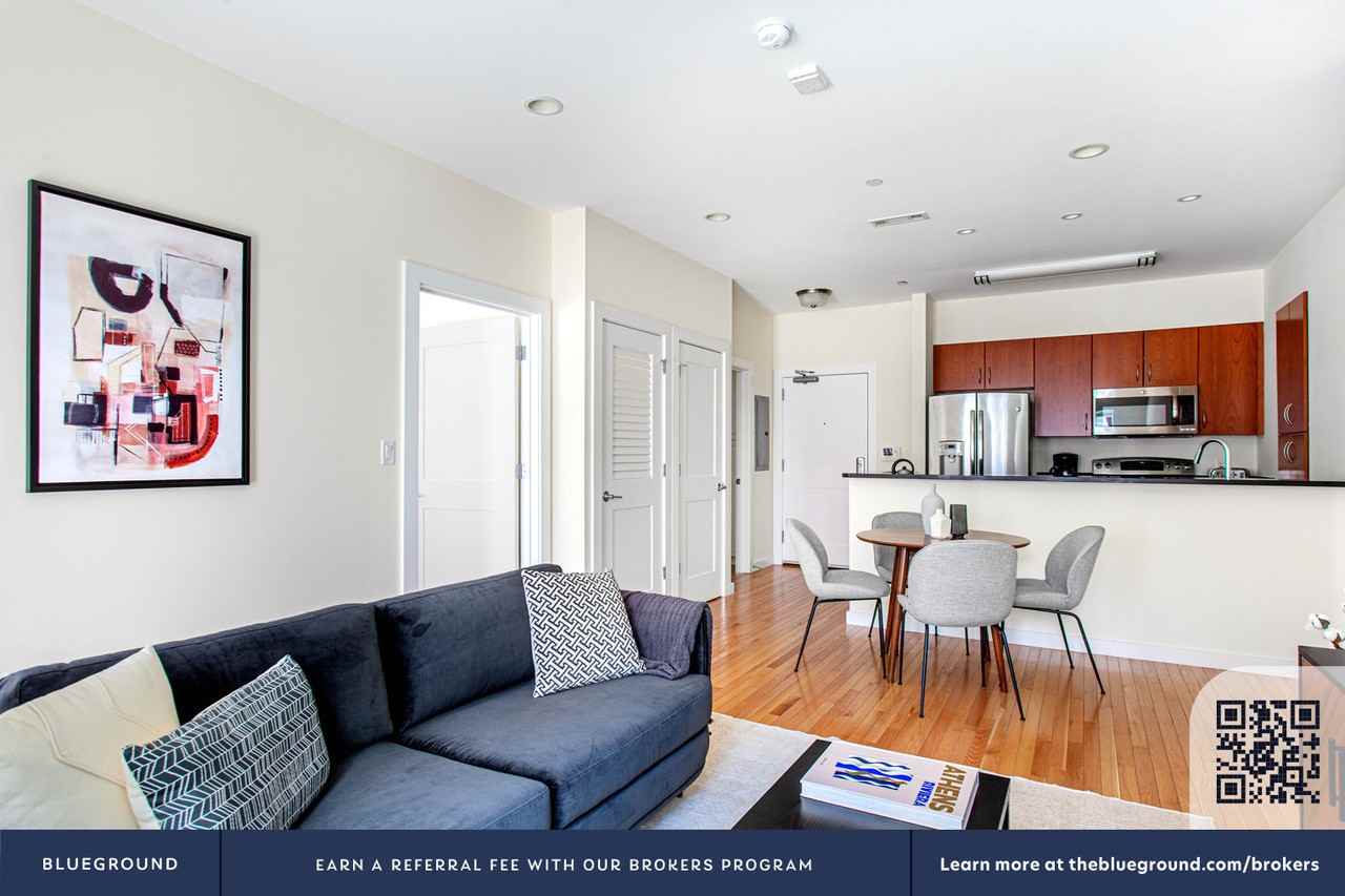 9 Miner Street - Photo 4 of 23