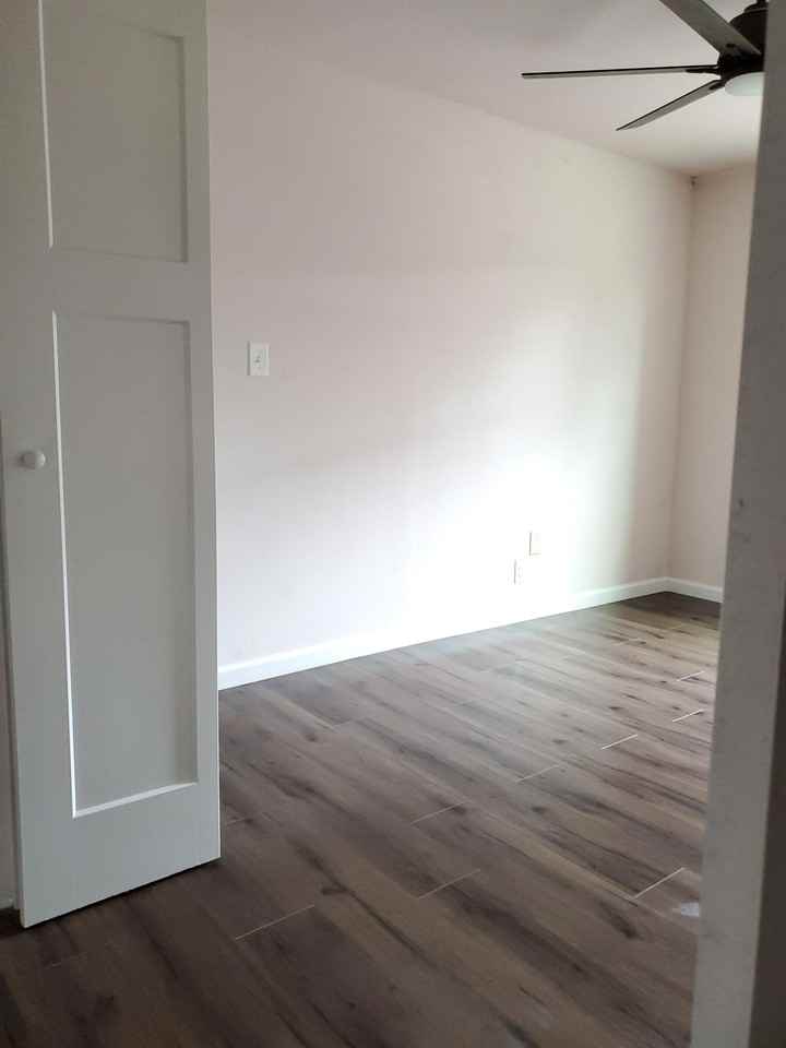 1086 Clinton Road - Photo 4 of 36