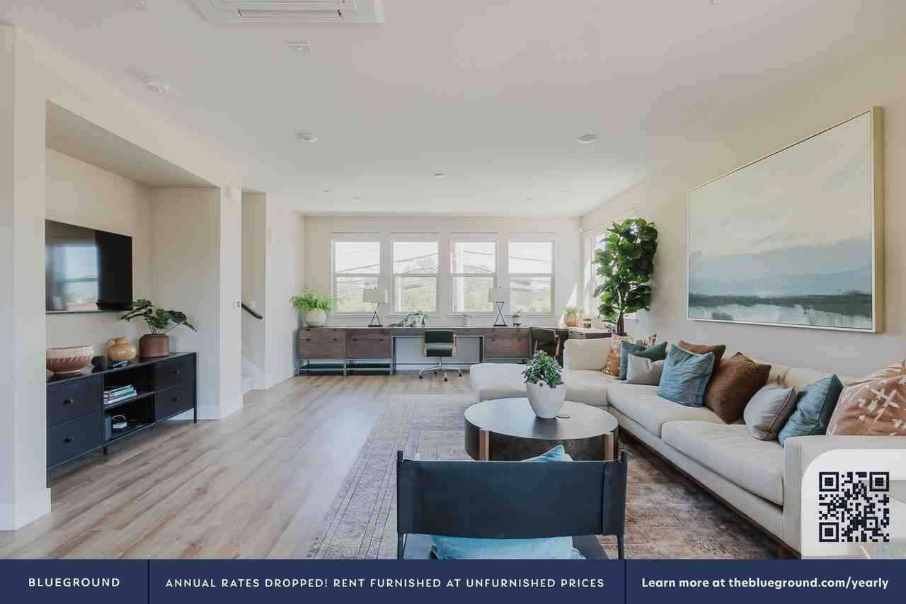 922 Magnolia Ter #1734 - Photo 4 of 30