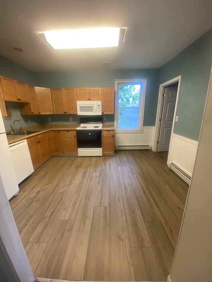 60 Parker Street - Photo 2 of 21