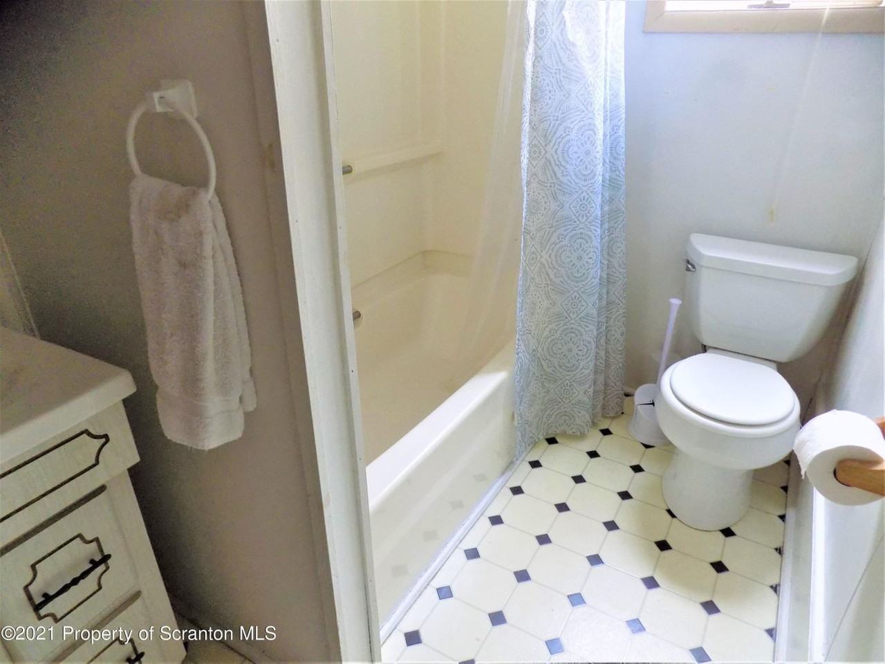 511 513 Washington Ave - Photo 3 of 9