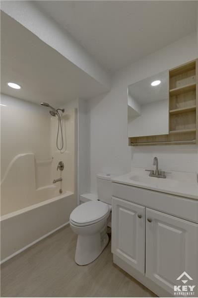 2021 N Jackson Ave - Photo 4 of 12