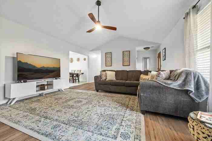 152 Line Creek Rd - Photo 2 of 12