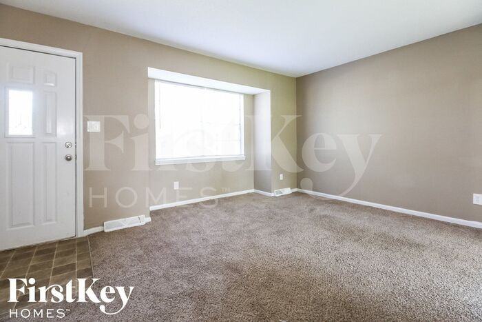 1913 Karlton Way - Photo 3 of 15