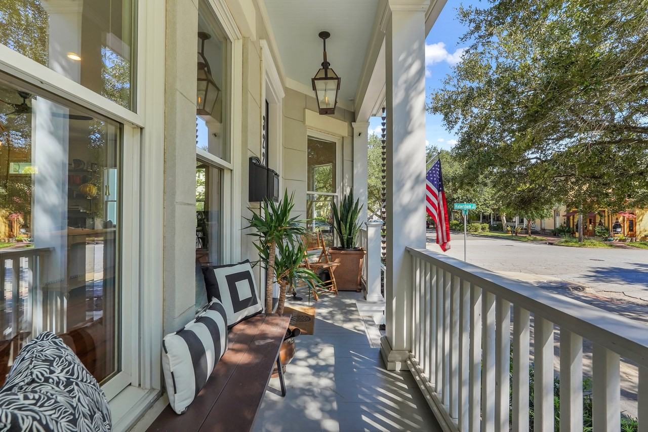 322 E Hall St #322 - Photo 2 of 36