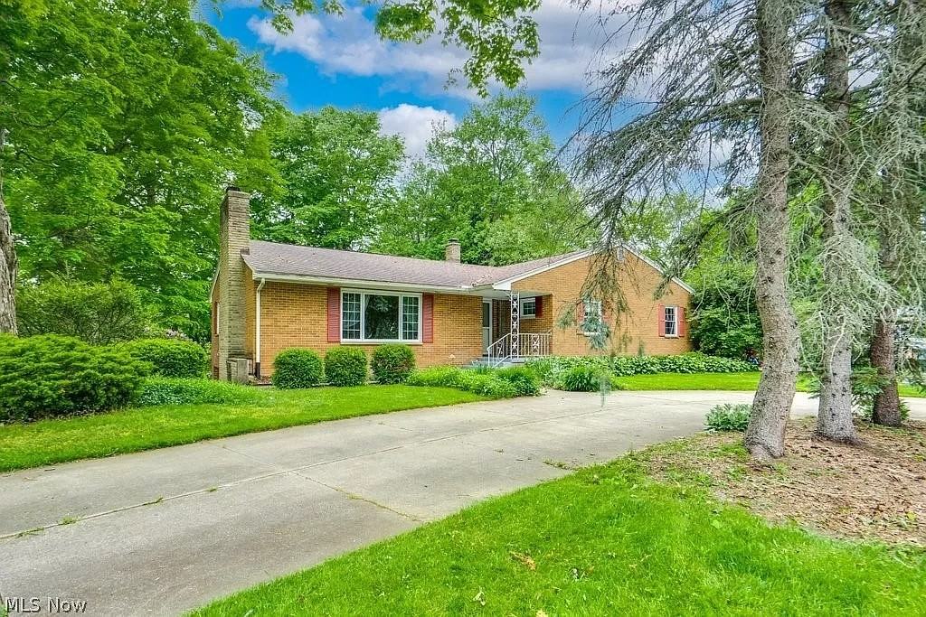 3060 Chamberlain Rd #NA - Photo 2 of 24