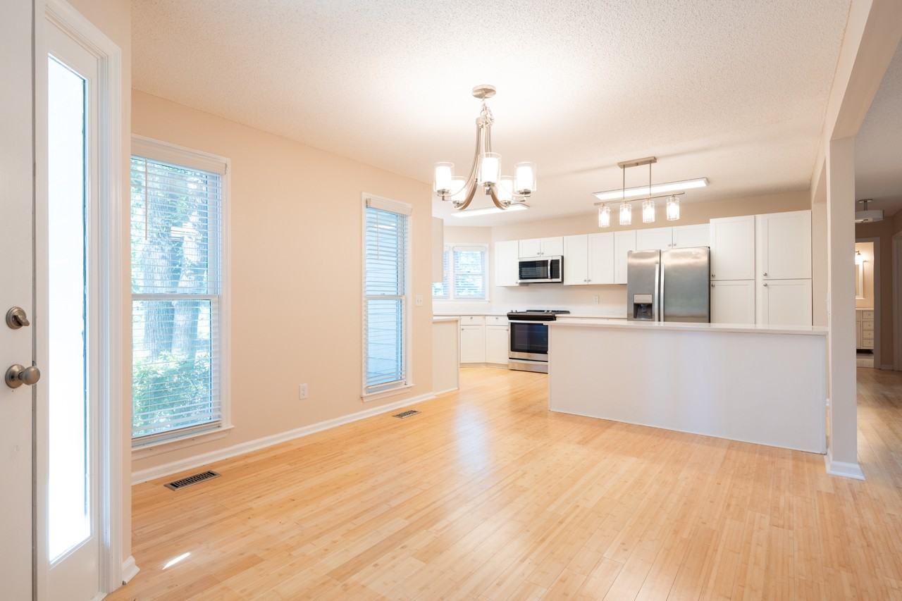 101 Oak Trace Ct #NA - Photo 3 of 27