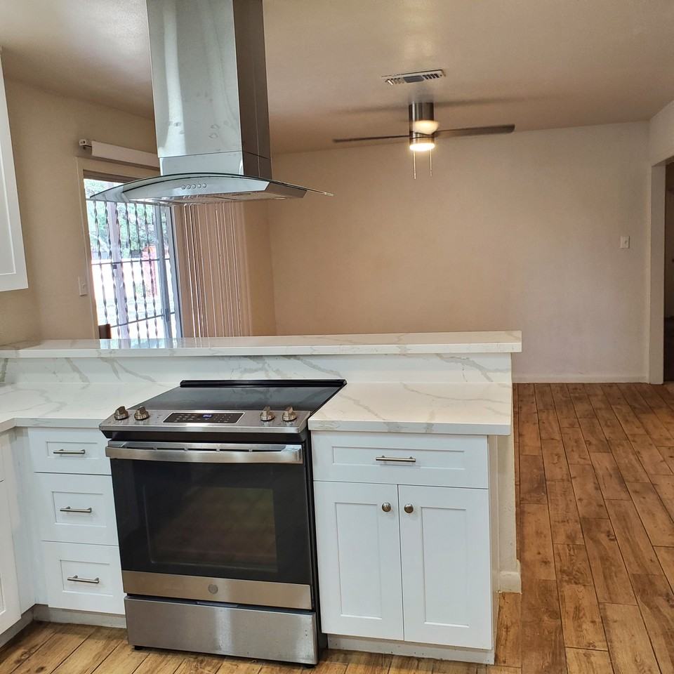 115 Encino Grande St #NA - Photo 3 of 10