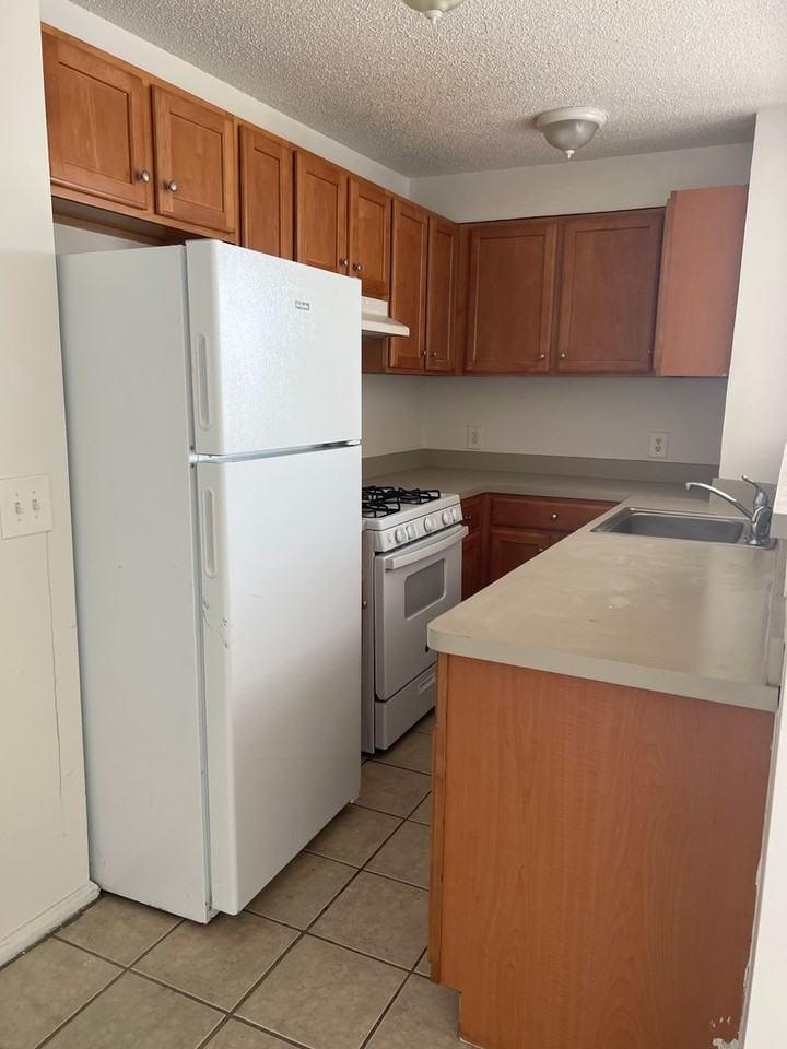 600A LLC - Photo 6 of 17