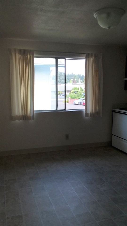 VINE03 - Photo 6 of 23