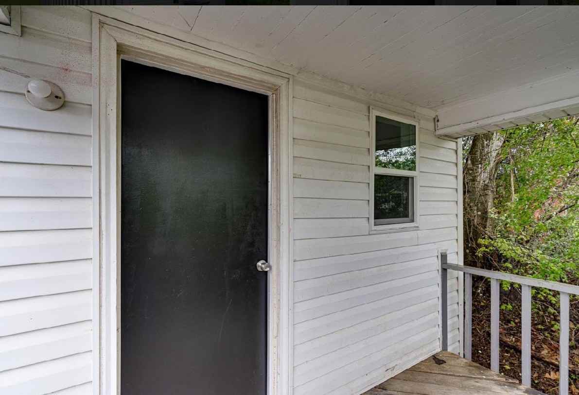 207 Napier Street - Photo 2 of 20