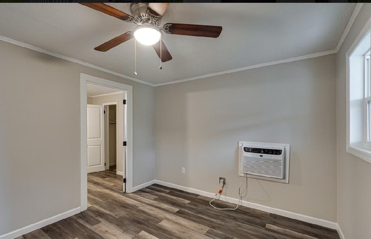 207 Napier Street - Photo 3 of 20