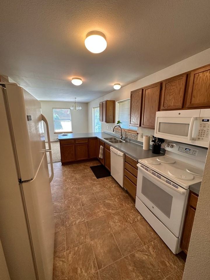 OT1125 - Photo 2 of 12