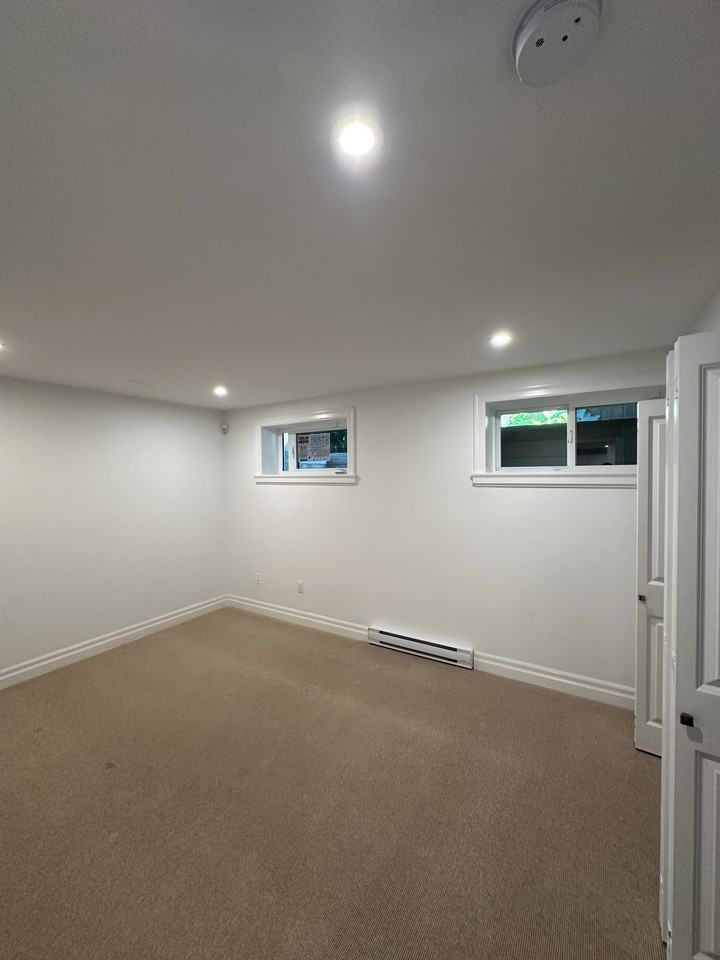 15699 23A Avenue - Photo 2 of 16