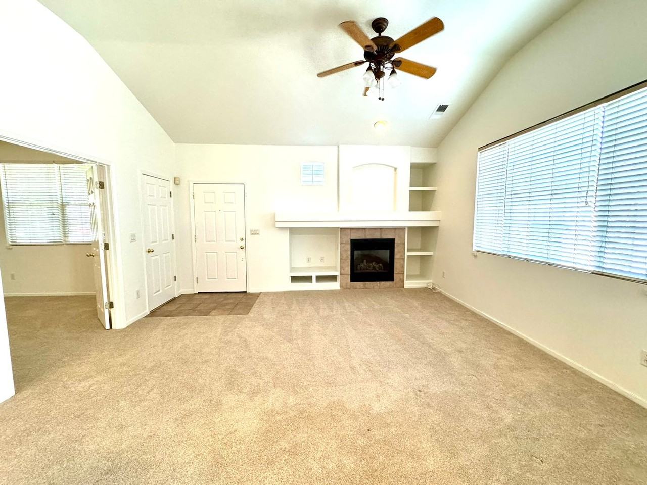 1131 Tule Dr - Photo 2 of 19