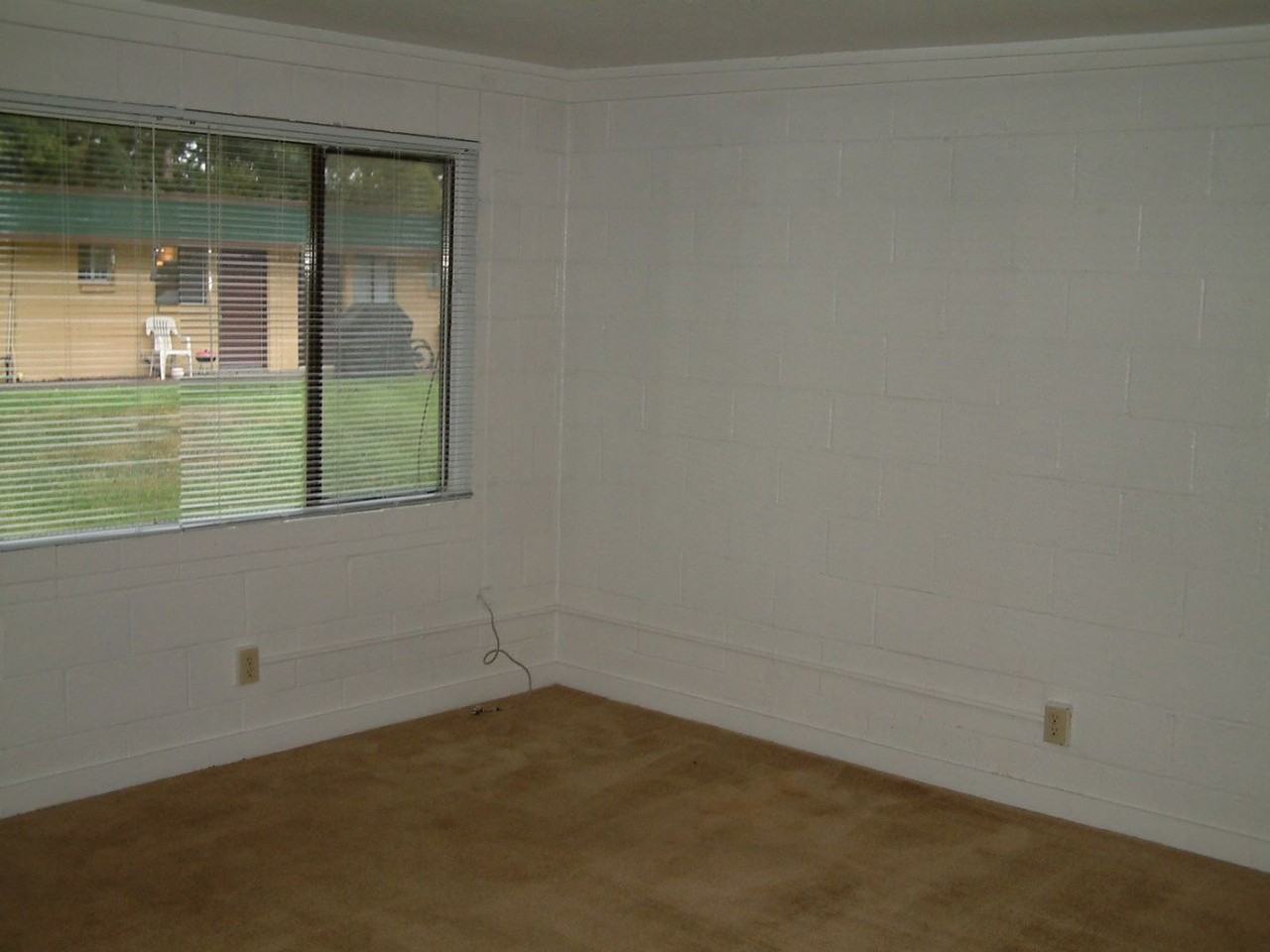 Seabreeze (3125 N Oak Harbor Rd) - Photo 4 of 28