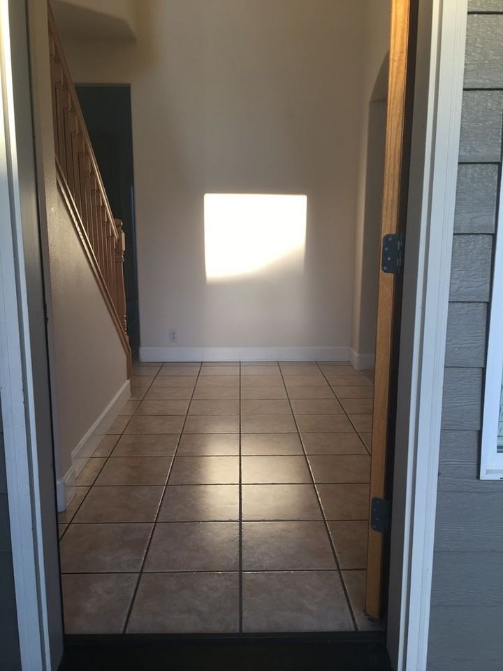 2057 Berwin Ln - Photo 2 of 40